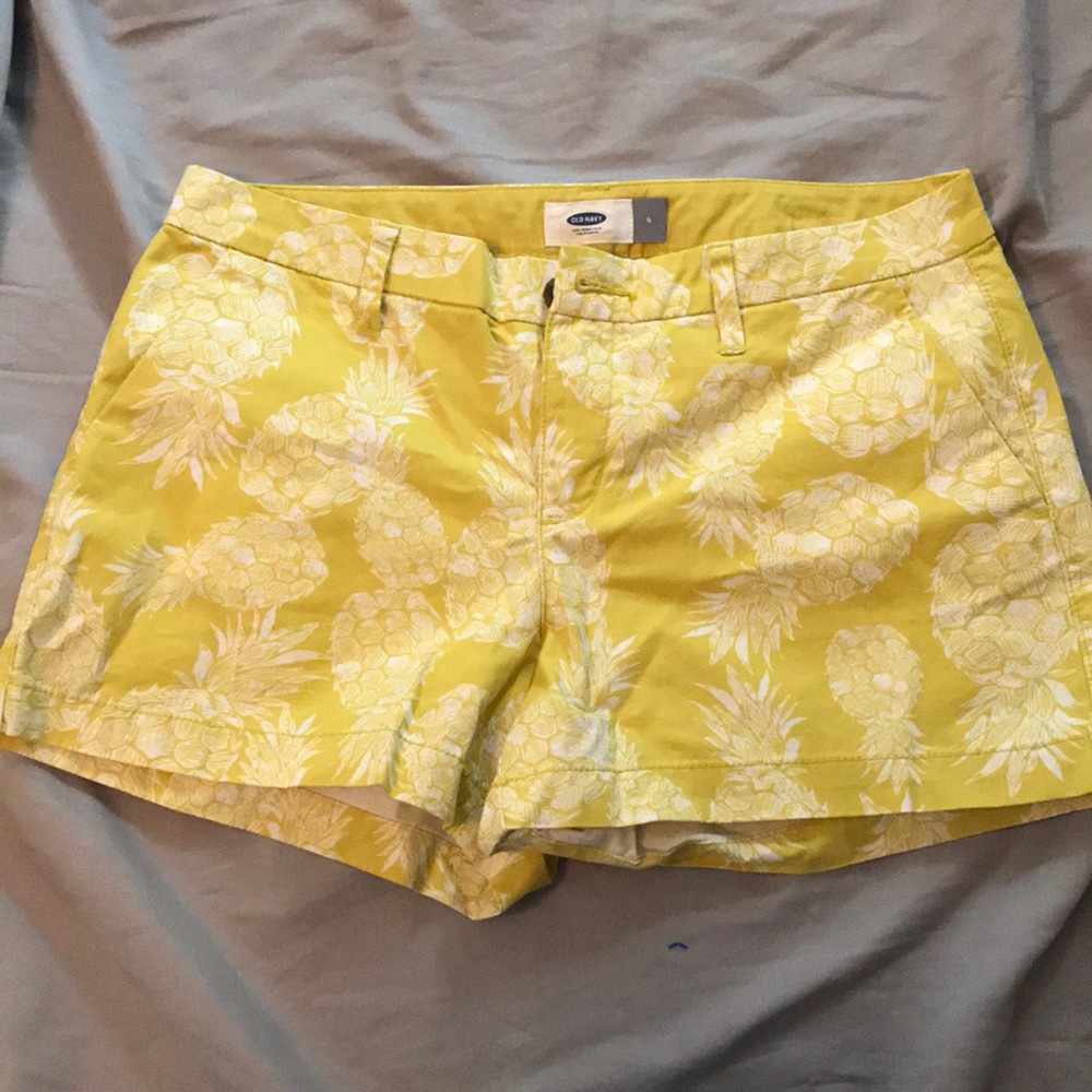 Old Navy Twill Shorts